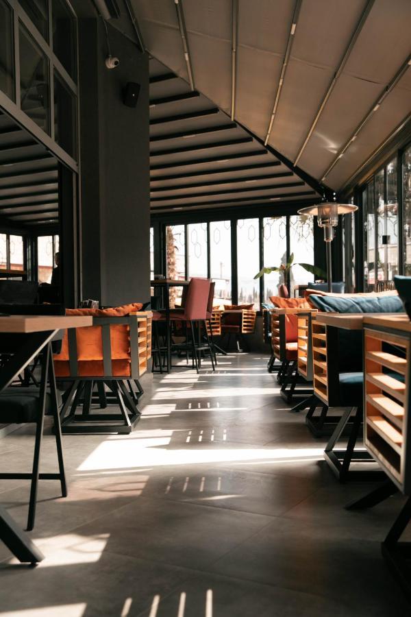 Hotel Carpe Diem Мостар Екстер'єр фото