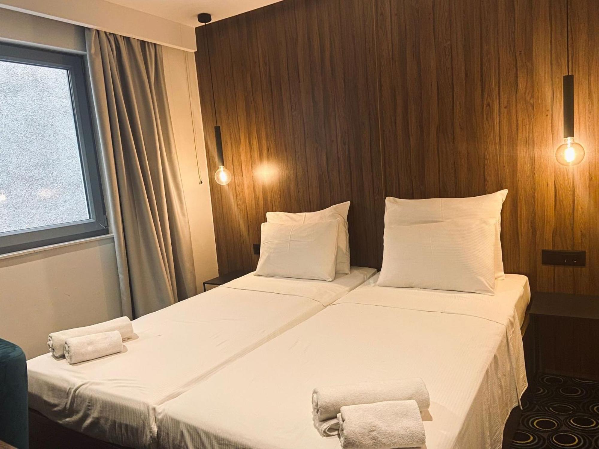 Hotel Carpe Diem Мостар Екстер'єр фото