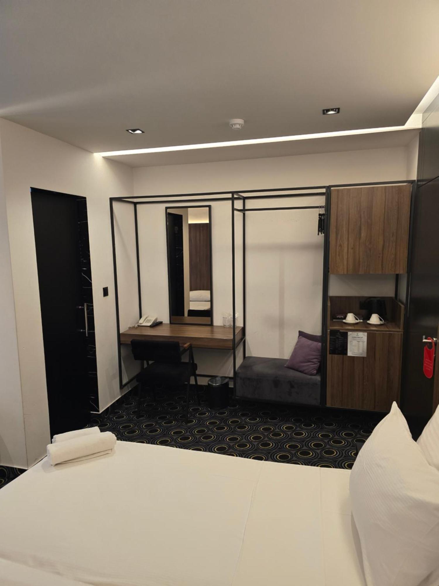 Hotel Carpe Diem Мостар Екстер'єр фото
